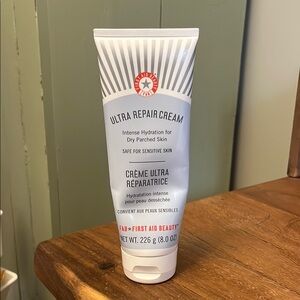 First Aid Beauty Ultra Repair Cream